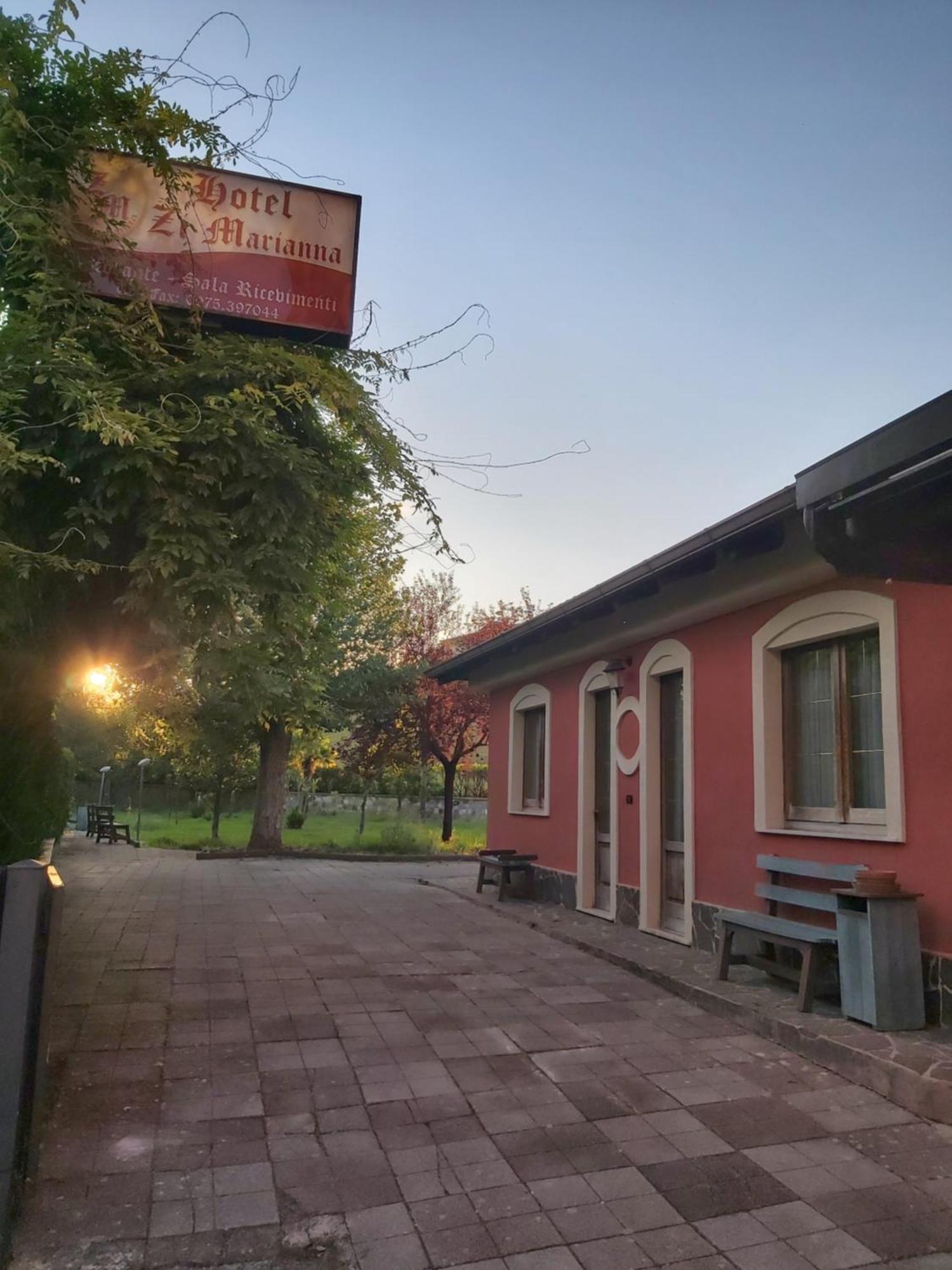 Hotel Zi Marianna Pertosa Dış mekan fotoğraf